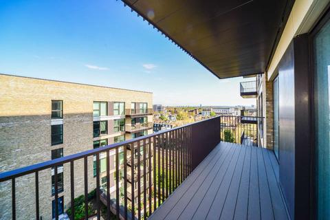 2 bedroom flat to rent, Bathgate Place, West Ealing, London