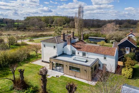 6 bedroom detached house for sale - Wortham, Suffolk