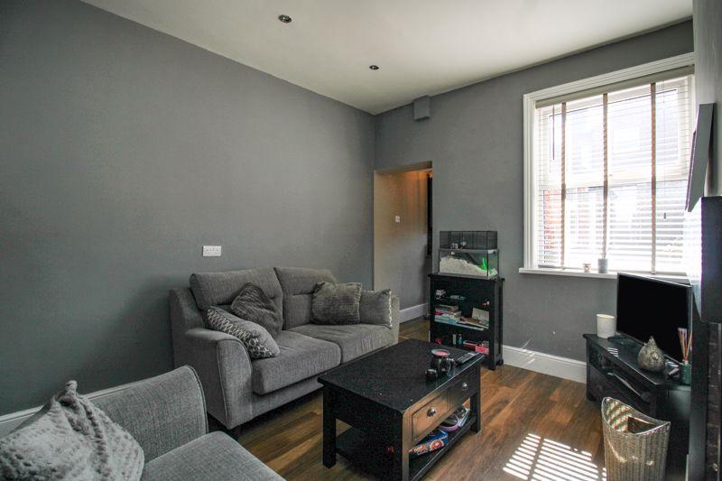 North Avenue, Leek, ST13 2 bed terraced house for sale £165,000