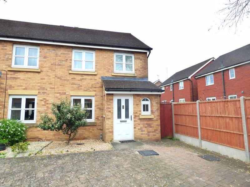 Holbeach Drive Kingsway Gloucester 3 Bed Semi Detached House £255 000