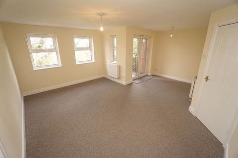 2 bedroom apartment to rent, Redcot, Heaton