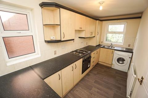 2 bedroom apartment to rent, Redcot, Heaton