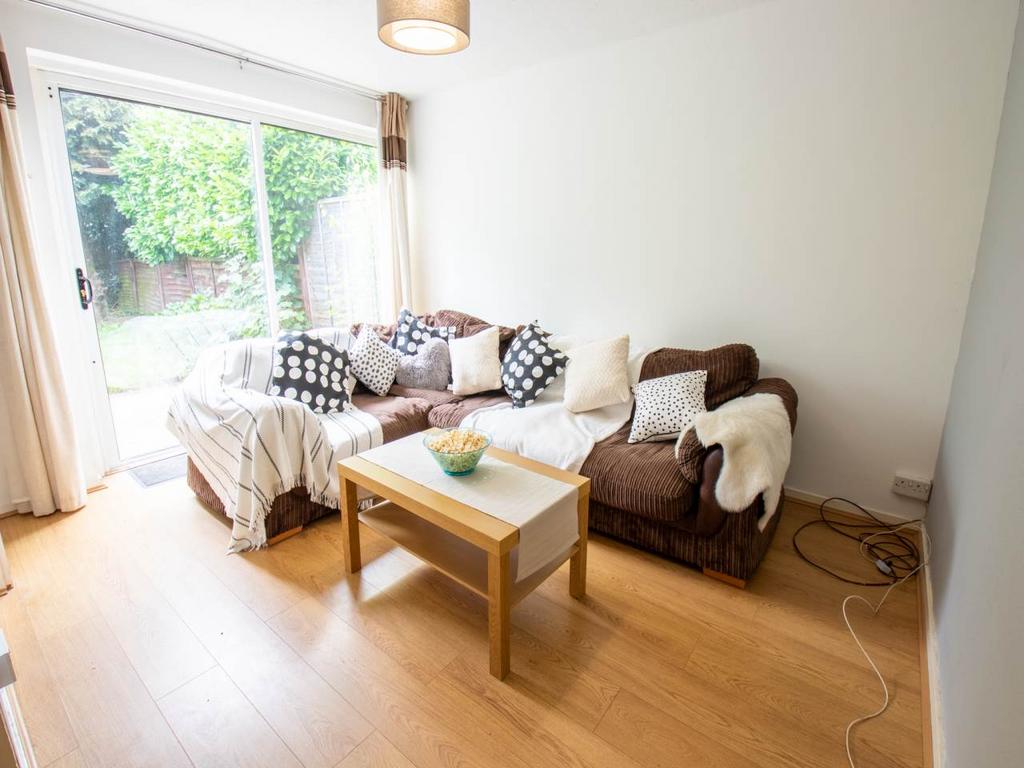 11 NW Canterbury stu
