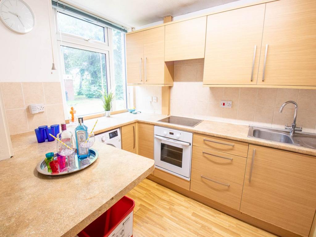11 NW Canterbury stu