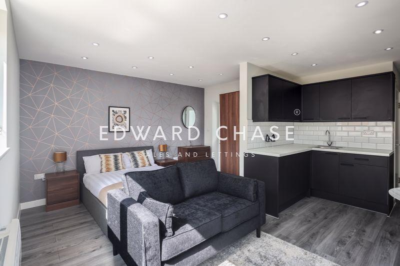 Perth Road, Gants Hill, IG2 Property £1,349 pcm (£311 pw)