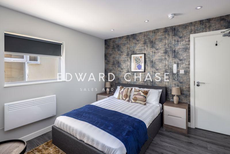 Perth Road, Gants Hill, IG2 1 bed property £1,249 pcm (£288 pw)