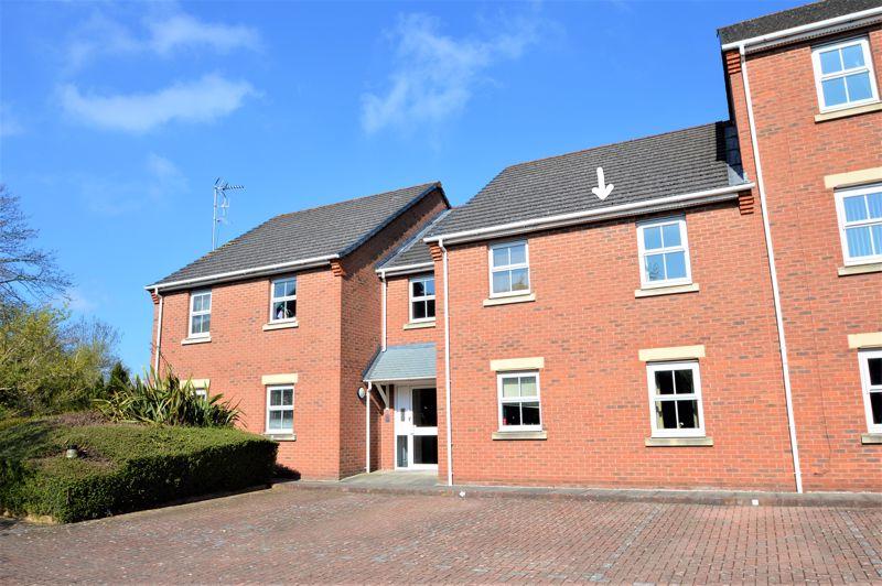 Maes Deri, Ewloe 2 bed apartment for sale £130,000