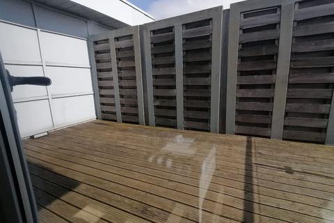 3 bedroom apartment to rent, Lime Square, City Road, Newcastle upon Tyne