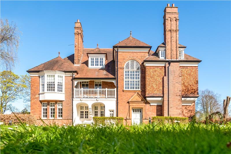 St. Nicholas House, Newport, Lincoln, Lincolnshire, LN1 3DP 2 bed