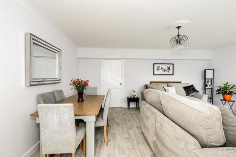 255 Monks Walk, Buntingford, SG9 9DZ