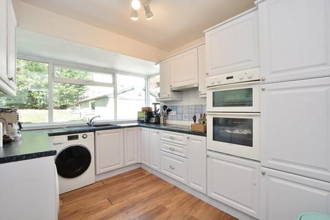 3 bedroom bungalow for sale, Newlay Wood Crescent, Horsforth, Leeds, West Yorkshire