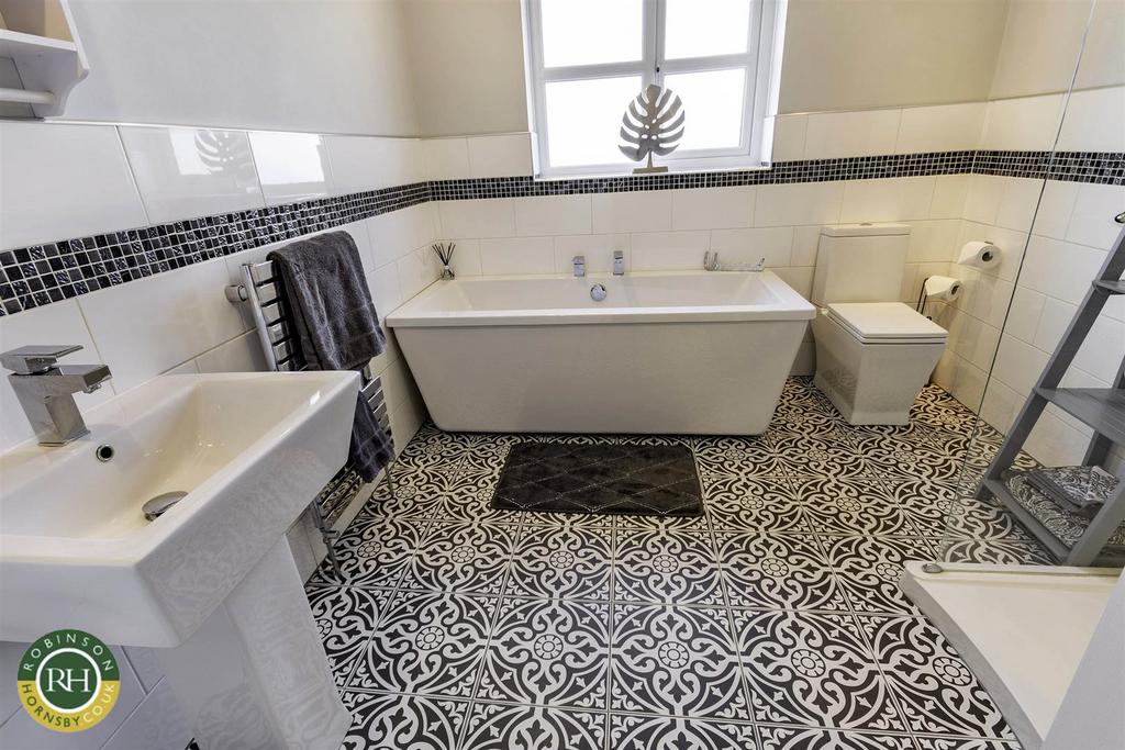 Family bathroom