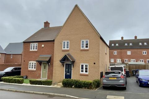 3 bedroom semi-detached house for sale - Wetherby Drive, Towcester