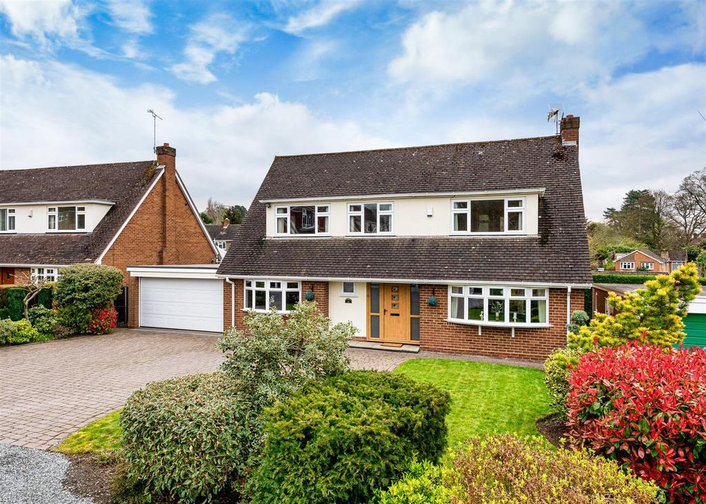 26 Quail Green, Wightwick, Wolverhampton 3 bed detached house for sale