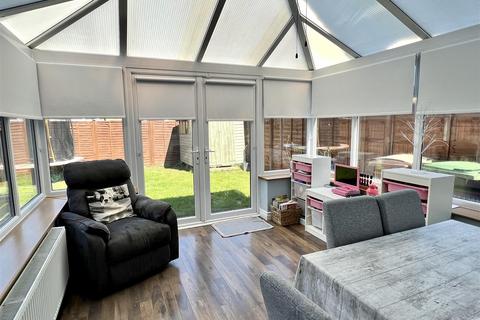 14 Dixon Close, Market Weighton, York, YO43 3RE