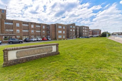 Flat 27, Kings Court Brighton Road, Lancing, BN15 8EY