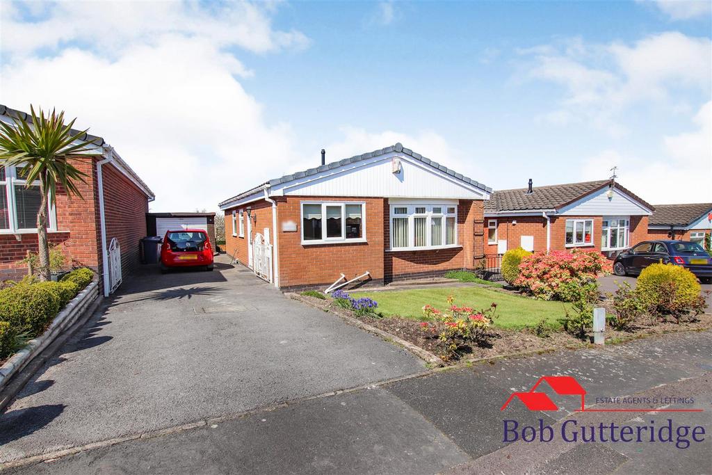 Lynn Avenue, Talke, StokeOnTrent 3 bed detached bungalow for sale £210,000
