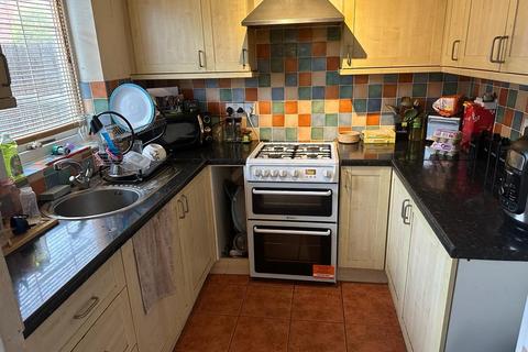 3 bedroom terraced house for sale, Glazier Drive, Neath Hill, Milton Keynes, MK14