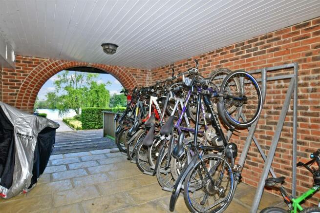 Bike Store