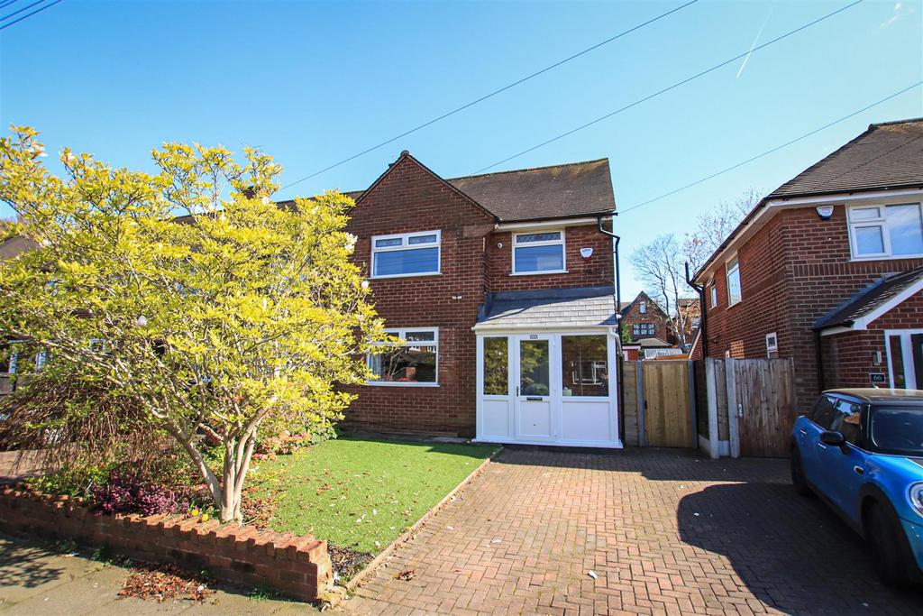 Old Meadow Lane, Hale, Altrincham 3 bed semidetached house for sale