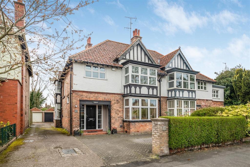 27 St. Johns Road, Driffield 4 bed semidetached house for sale £449,500
