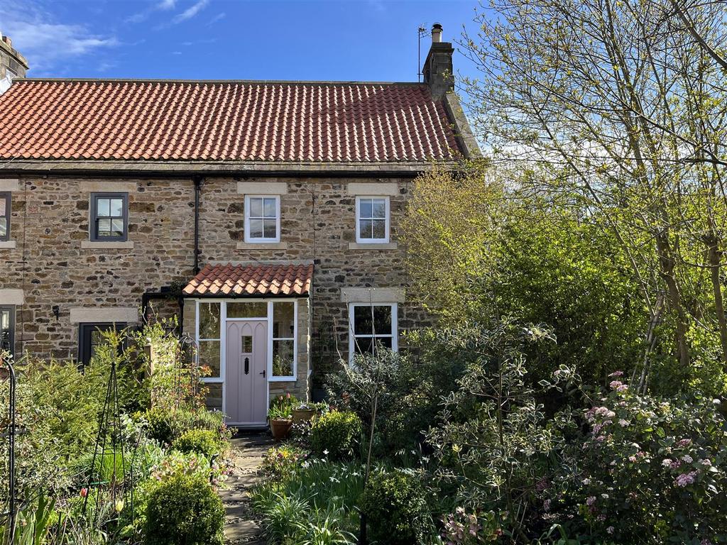 School View, Whorlton, Barnard Castle 2 bed house for sale £235,000