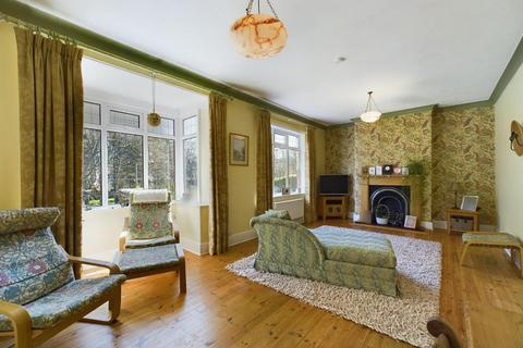 3 bedroom semi-detached house for sale - Woodland Ravine, Scarborough
