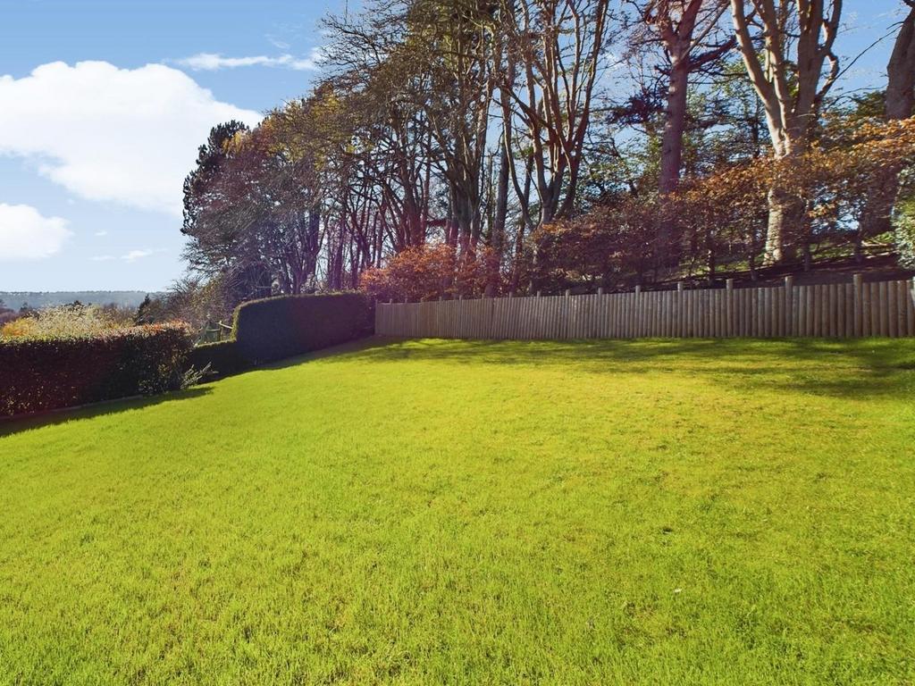 CAM01994 G0-PR0012-STILL038.jpg