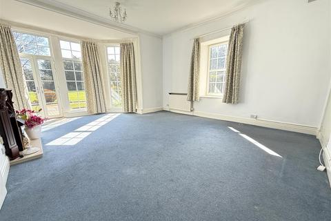 2 bedroom apartment for sale, Rectory Court, Bottesford