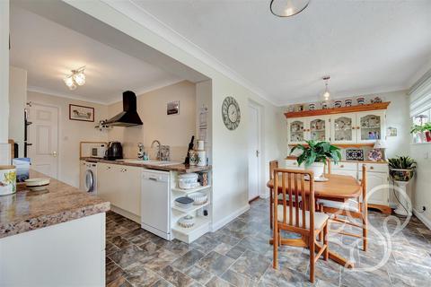 15 Trinity Close, West Mersea, Colchester, CO5 8RW