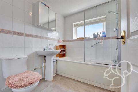 15 Trinity Close, West Mersea, Colchester, CO5 8RW