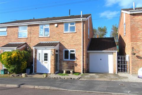 3 bedroom semi-detached house for sale, Taynton Close, Bitton, Bristol