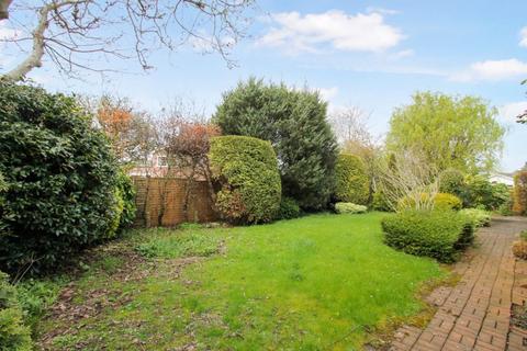 1 Culross Close, Cheltenham, GL50 4NF