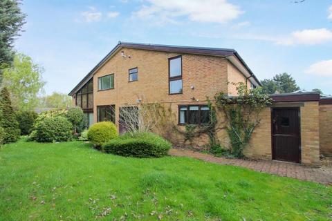 1 Culross Close, Cheltenham, GL50 4NF