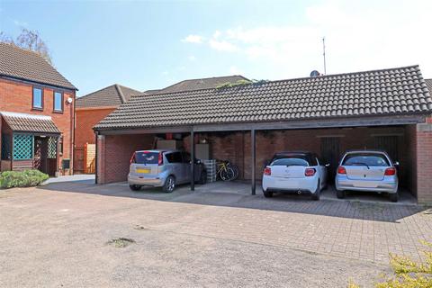 11 Bartlett Close, Warwick, CV34 4UY