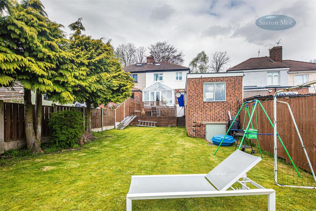 Vainor Road, Wadsley, Sheffield 4 bed semidetached house £300,000