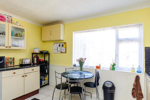 44 Kirkfield Road, Withernsea, HU19 2JZ