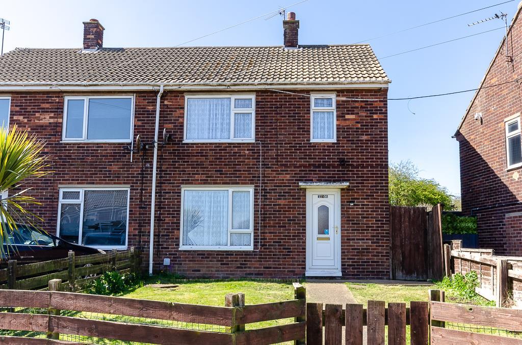 Kirkfield Road, WITHERNSEA 2 bed semidetached house for sale £110,000