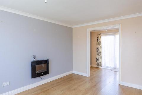 136 Kirkfield Road, Withernsea, HU19 2LD