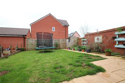 5 bedroom detached house for sale - Brimlicombe Meadow, Pinhoe, Exeter
