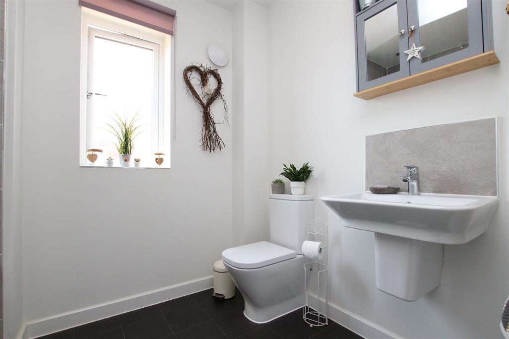 Bathroom.JPG