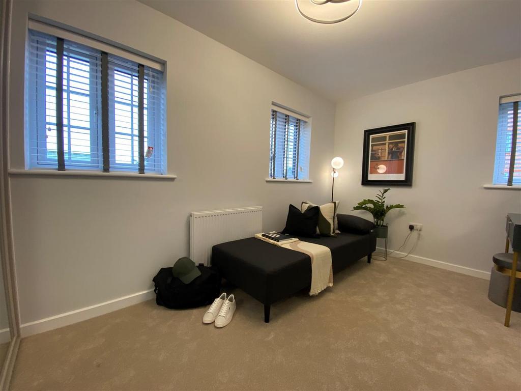 Dressing Room 1.jpg