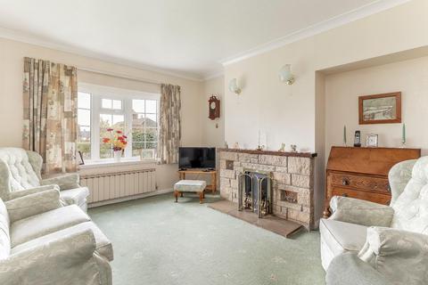 6 Avenue Close, Harrogate, HG2 7LJ