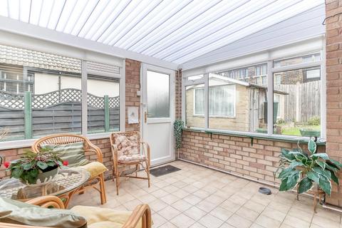 6 Avenue Close, Harrogate, HG2 7LJ