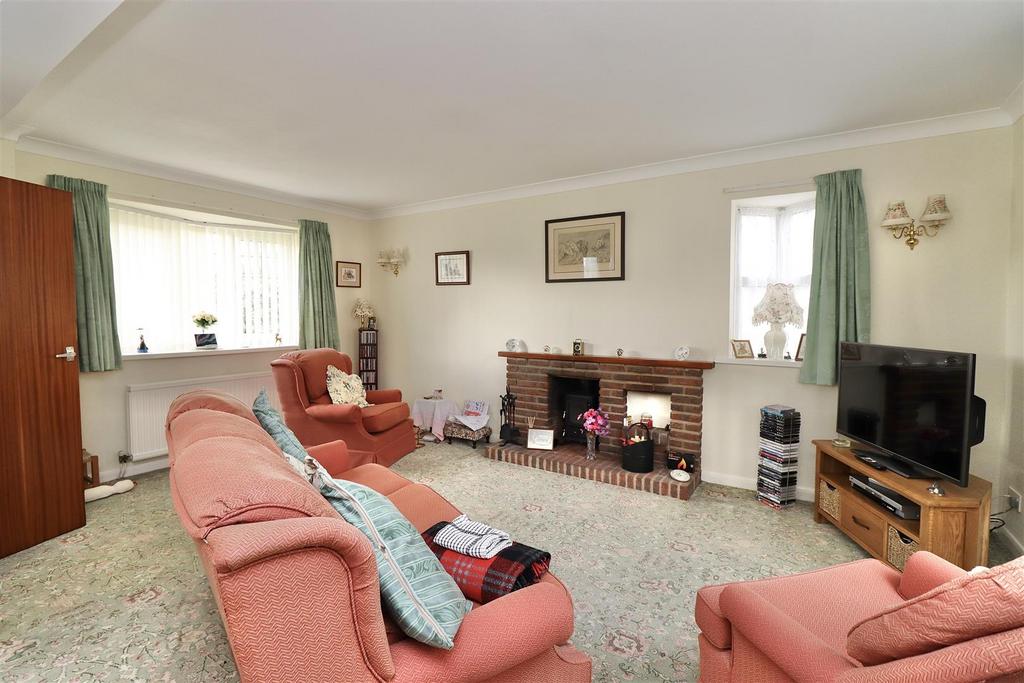 Algarth Rise, Pocklington, York 4 bed detached house for sale £400,000
