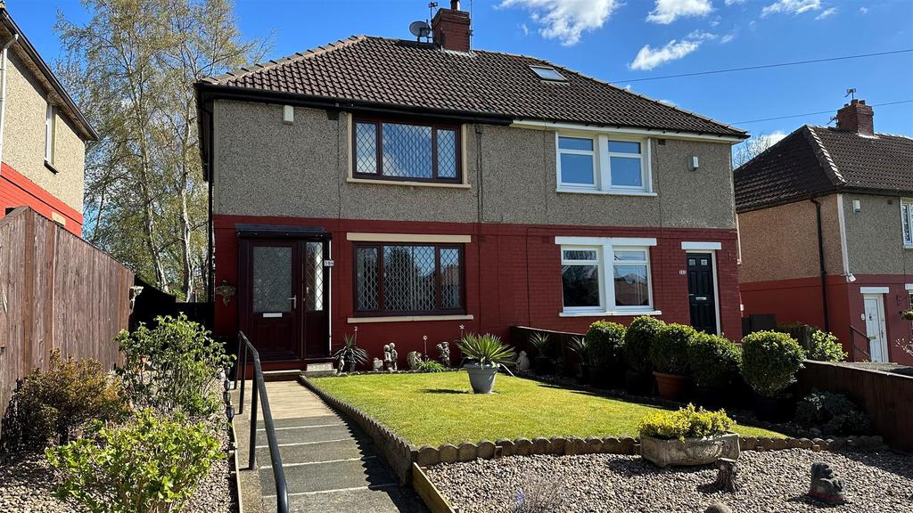 Kings Road, Bradford 3 bed semidetached house for sale £140,000