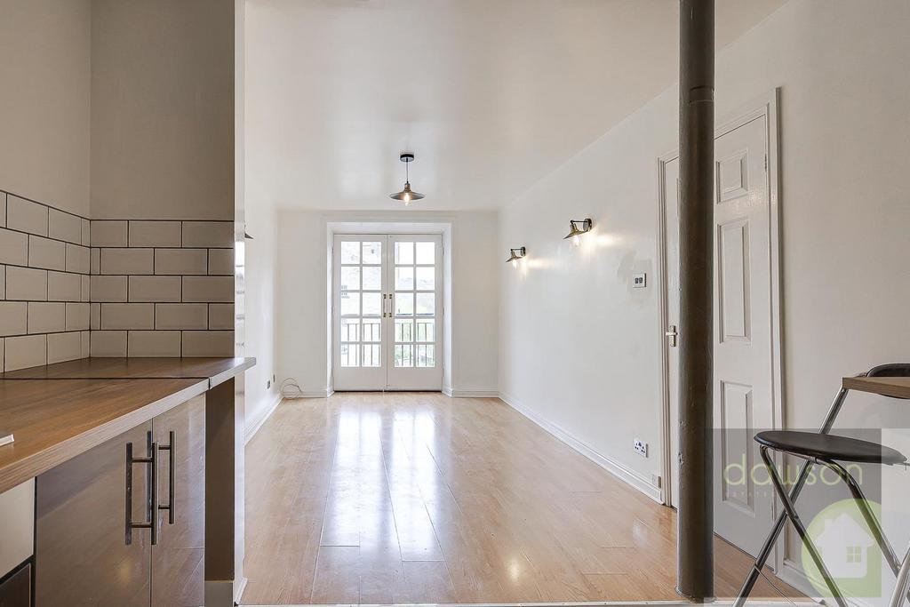 Lounge/Kitchen