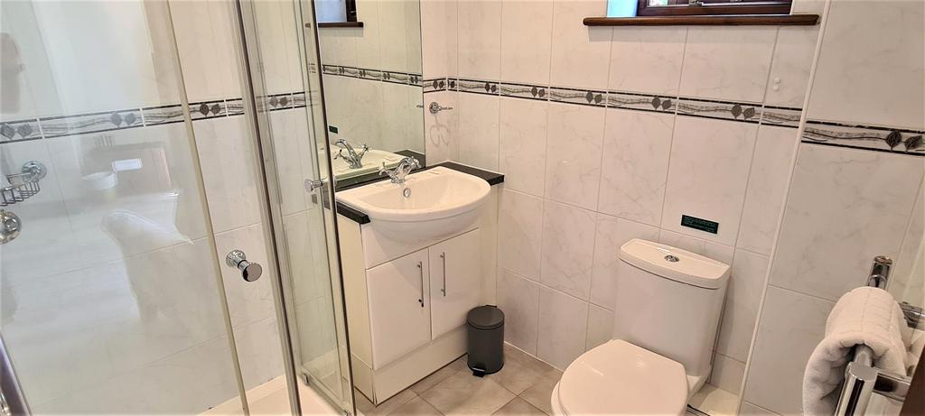 Shower room.jpg
