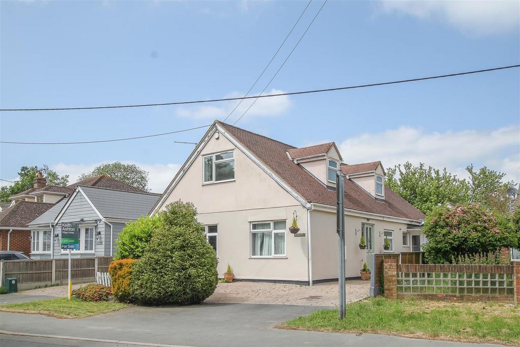 Hook End Road, Hook End, Brentwood 4 bed detached house for sale £725,000