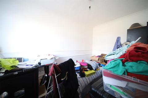 38 Glenloch Road, Enfield, EN3 7HN